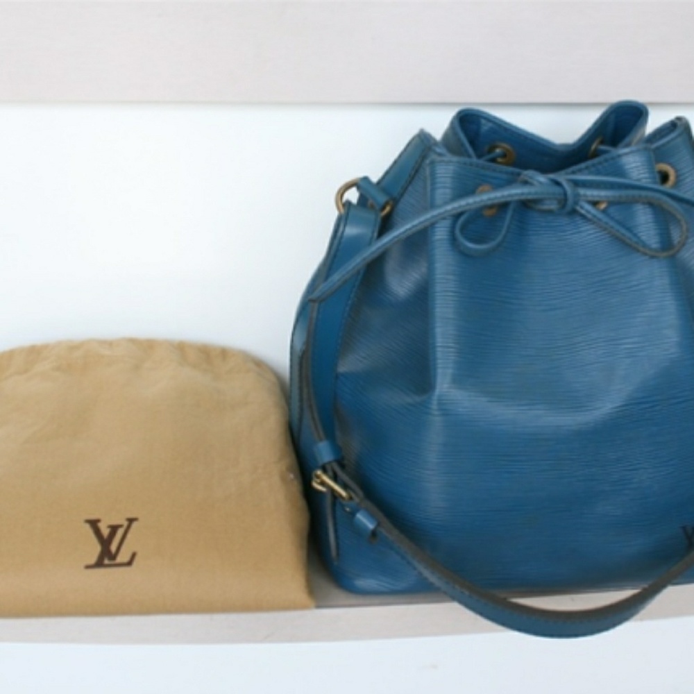 LOUIS VUITTON PETIT NOE BLUE SHOULDER BAG